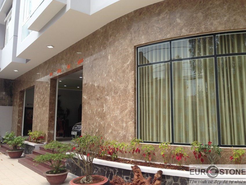 da hoa cuong mat tien brown estella