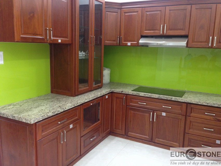 da hoa cuong lam bep granite ouro