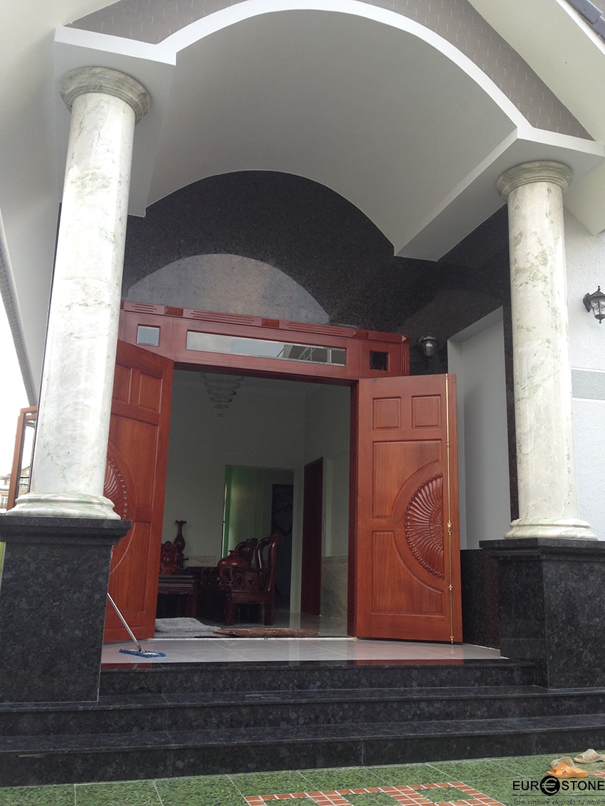 da hoa cuong op mat tien2 min